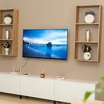 A&v * Saranda